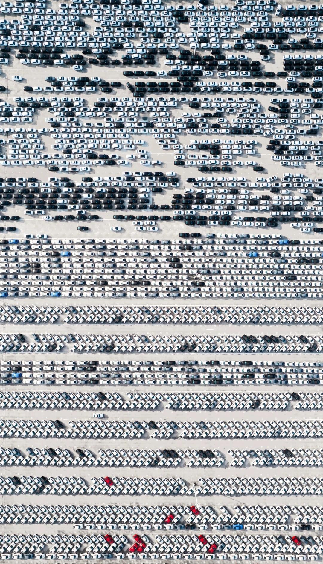 密集恐惧症慎点
上帝视角也喜欢看密密麻麻的东西。
1：武汉东风公司
2：贵州村B