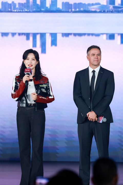 20万级运动SUV直接被昊铂S600卷到天际！同级唯一双腔空悬+智能四驱下放到2