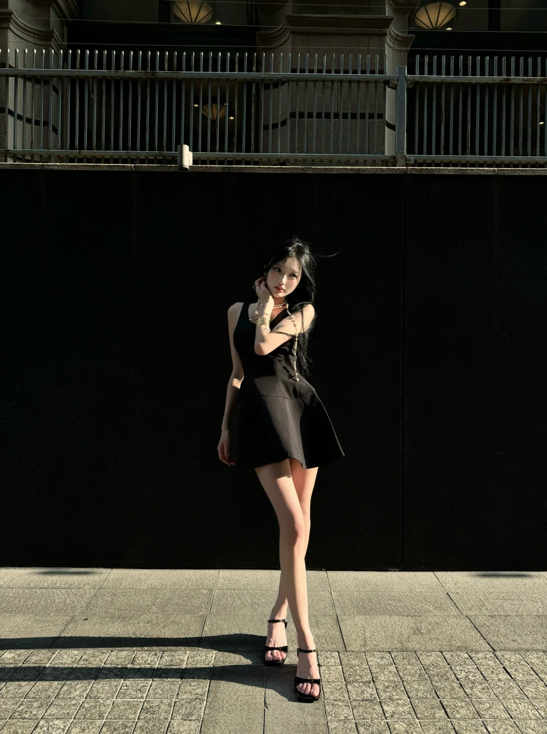 Strolling in the dark during windy times