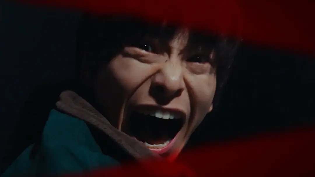 匿杀（2025） 我的评分：跨年电影愿影评 依旧是“话题先行”的类型片，它没有想