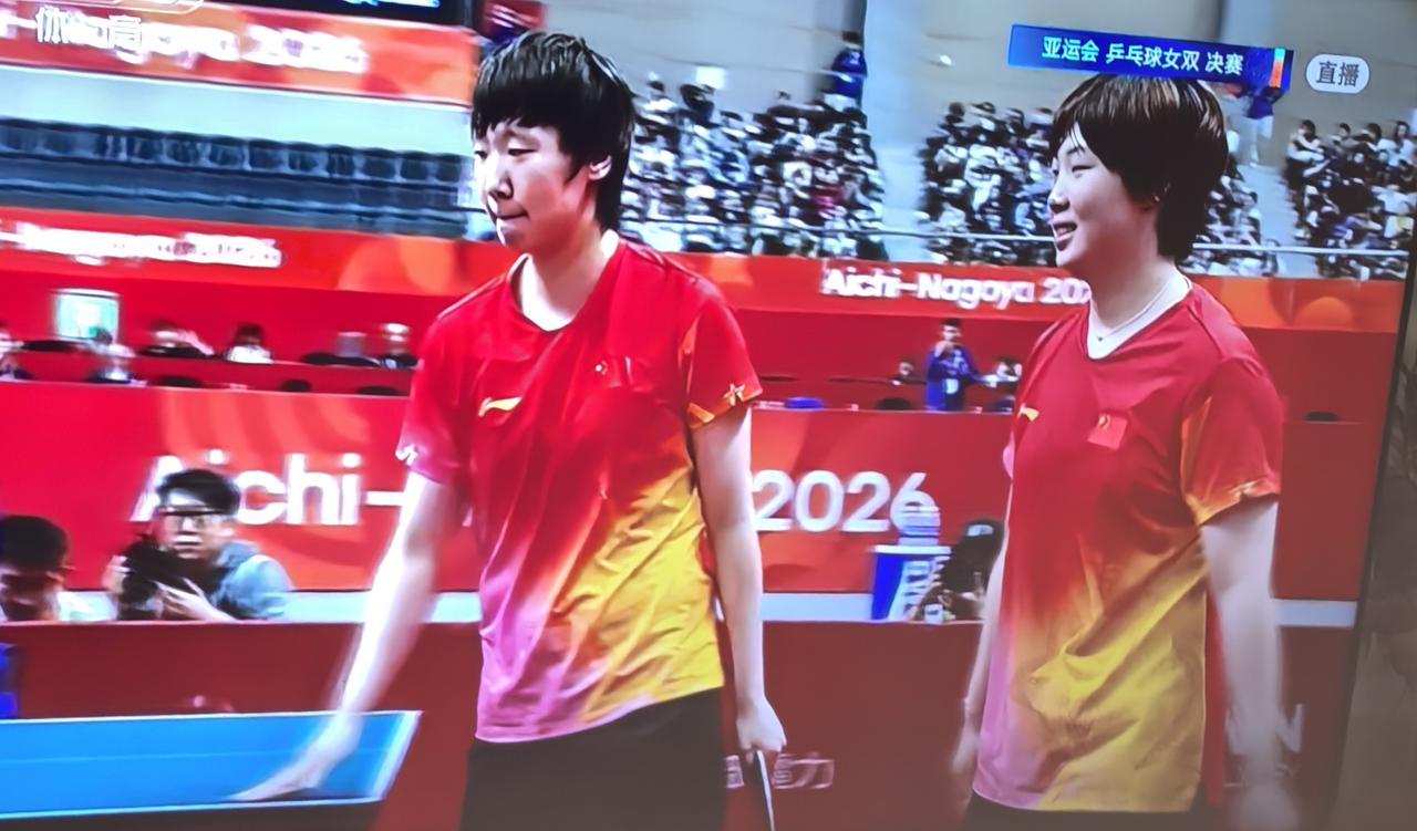 王曼昱与蒯曼横扫对手，拿下女双冠军！

女双半决赛对阵张本美和与早田希娜，王曼昱