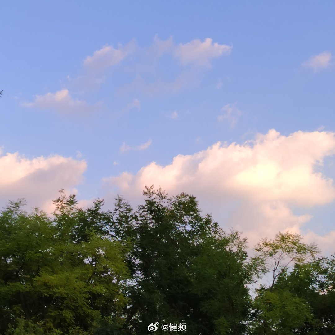 傍晚的温馨一刻～ ​​​