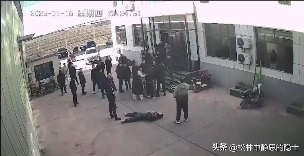 河北文安，经营电力厂的霍先生遇上了一桩离谱的糟心事。儿子和儿媳闹离婚的这段日子，