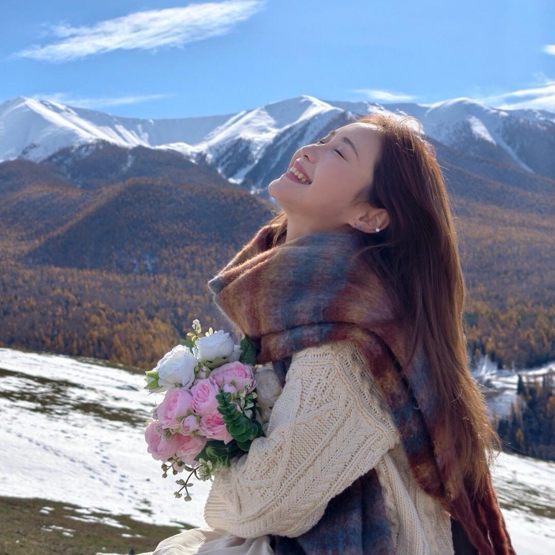 我不会再因为人性而感到意外 也不会花太多时间去计较背叛和诋毁 我只会调整自己去适