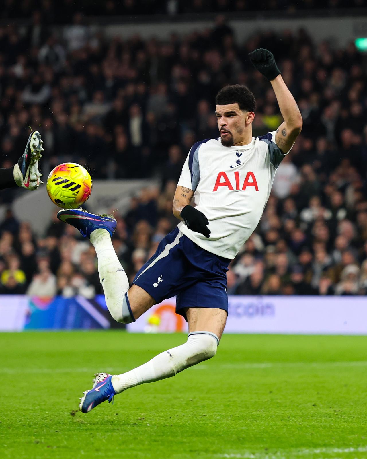 热刺索兰克，预定赛季最佳进球！热刺在主场打出一场荡气回肠的逆风球，2-2逼平曼城