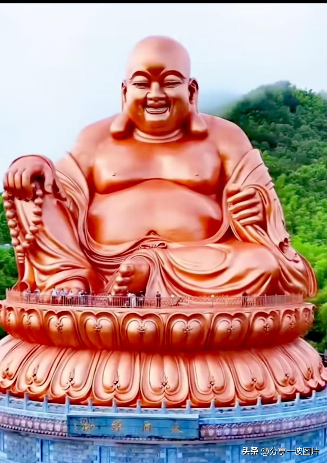 弥勒大佛