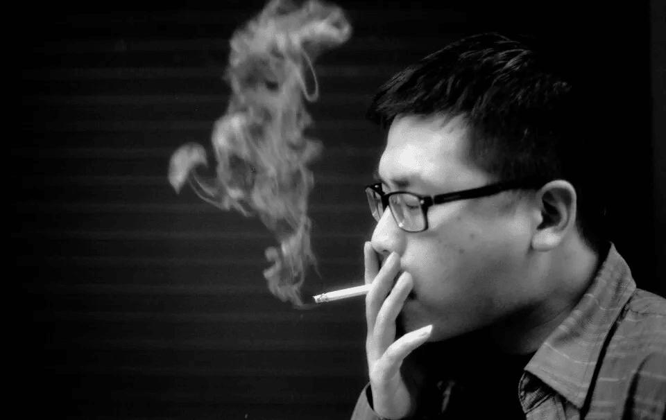 不抽烟也得肺癌？女性健康的隐形杀手就藏在你身边

“明枪易躲，暗箭难防”，这句老