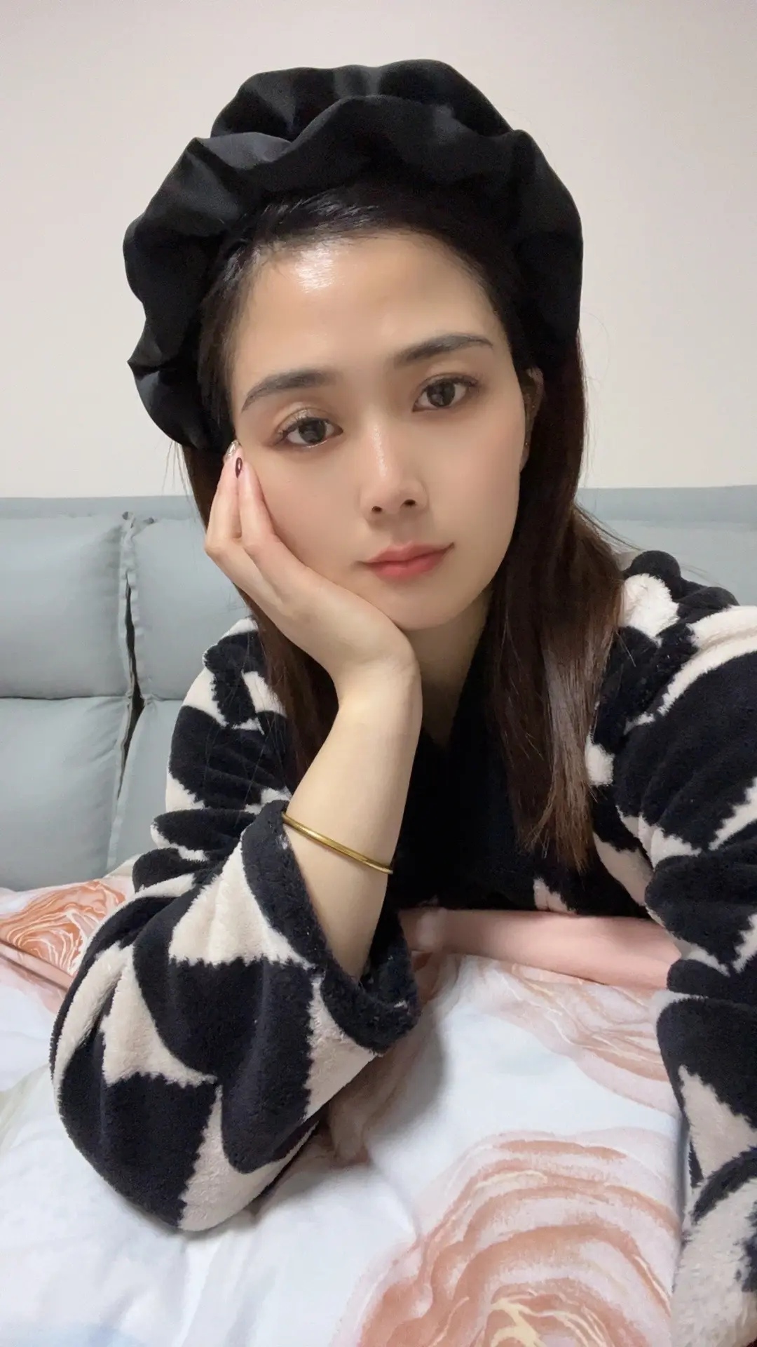 感冒好几天了，天天昏昏沉沉的，除了不发烧什么症状都有，还没有了味觉，什...
