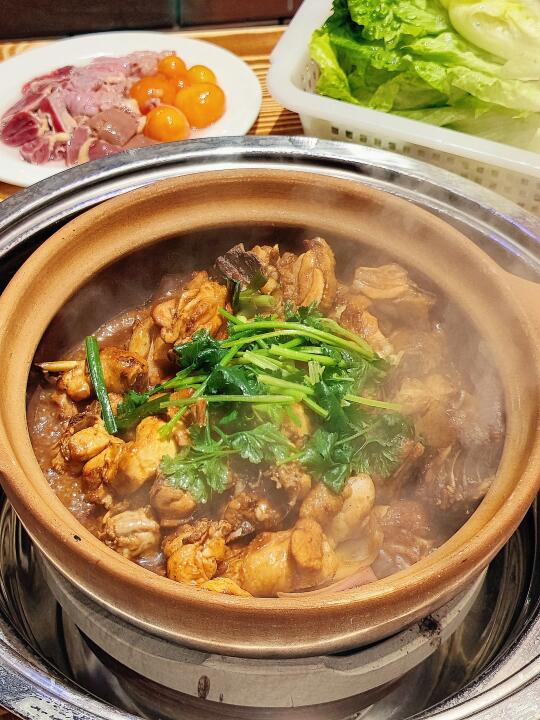 白云永泰吃饭宵夜 | 这个鸡煲尊嘟没有对手