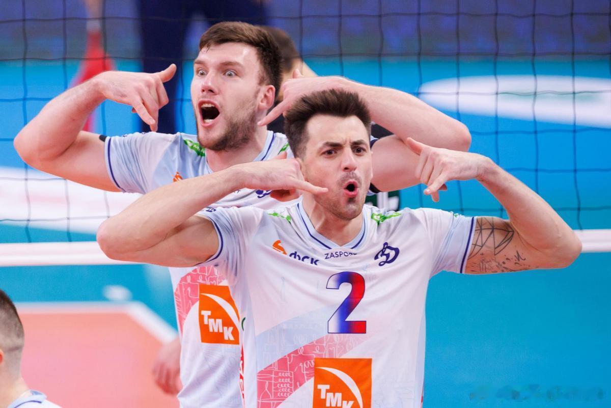 ⚔️ 俄超男排联赛第9轮焦点战，以220cm巨人-萨波日科夫为核心的莫斯科迪纳摩