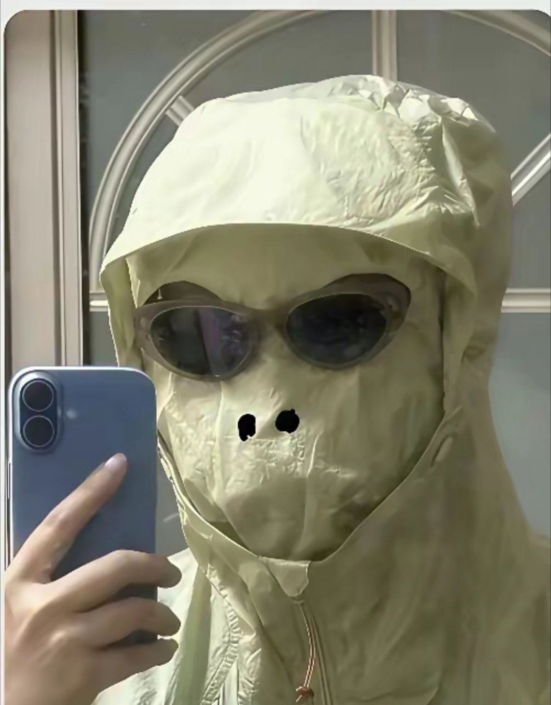 是太阳现在的太毒，还是咱们这代人变娇气了？一到夏天，满大街都是“蒙面人”——帽子