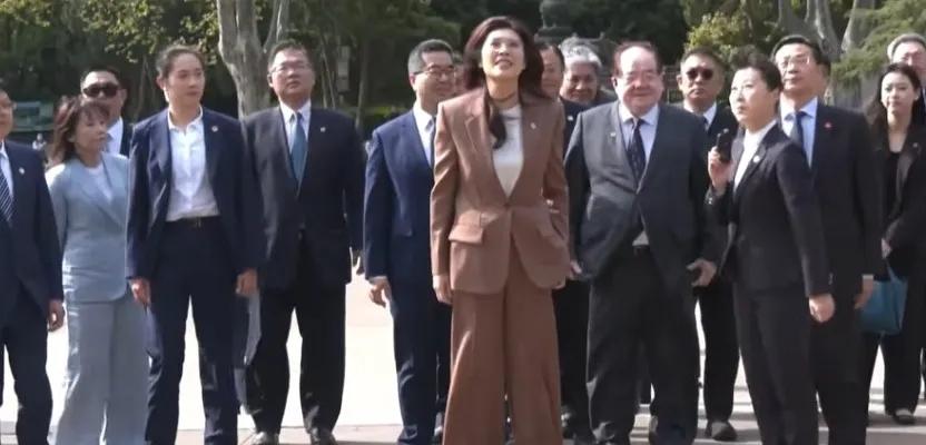 这次郑丽文来大陆，可以在抖音和头条上看到很多现场视频，大陆民众还是很热情和欢迎的