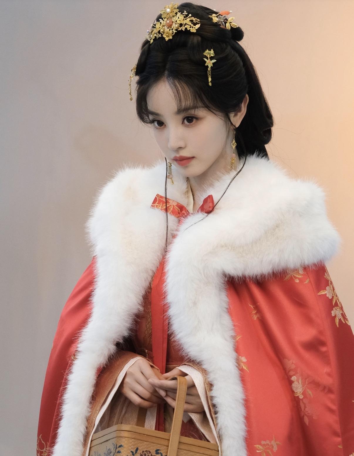 《嫁金钗》看到第8集，

实在看不下去了，

不是因为田曦薇的演技不好，也不是因