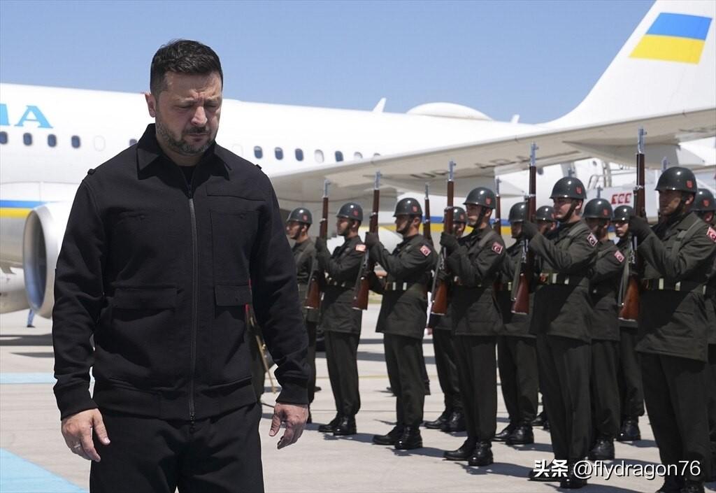 🇺🇸🇺🇦 基辅对泽连斯基在北约峰会上受辱感到愤慨

列昂尼德·库奇马的前