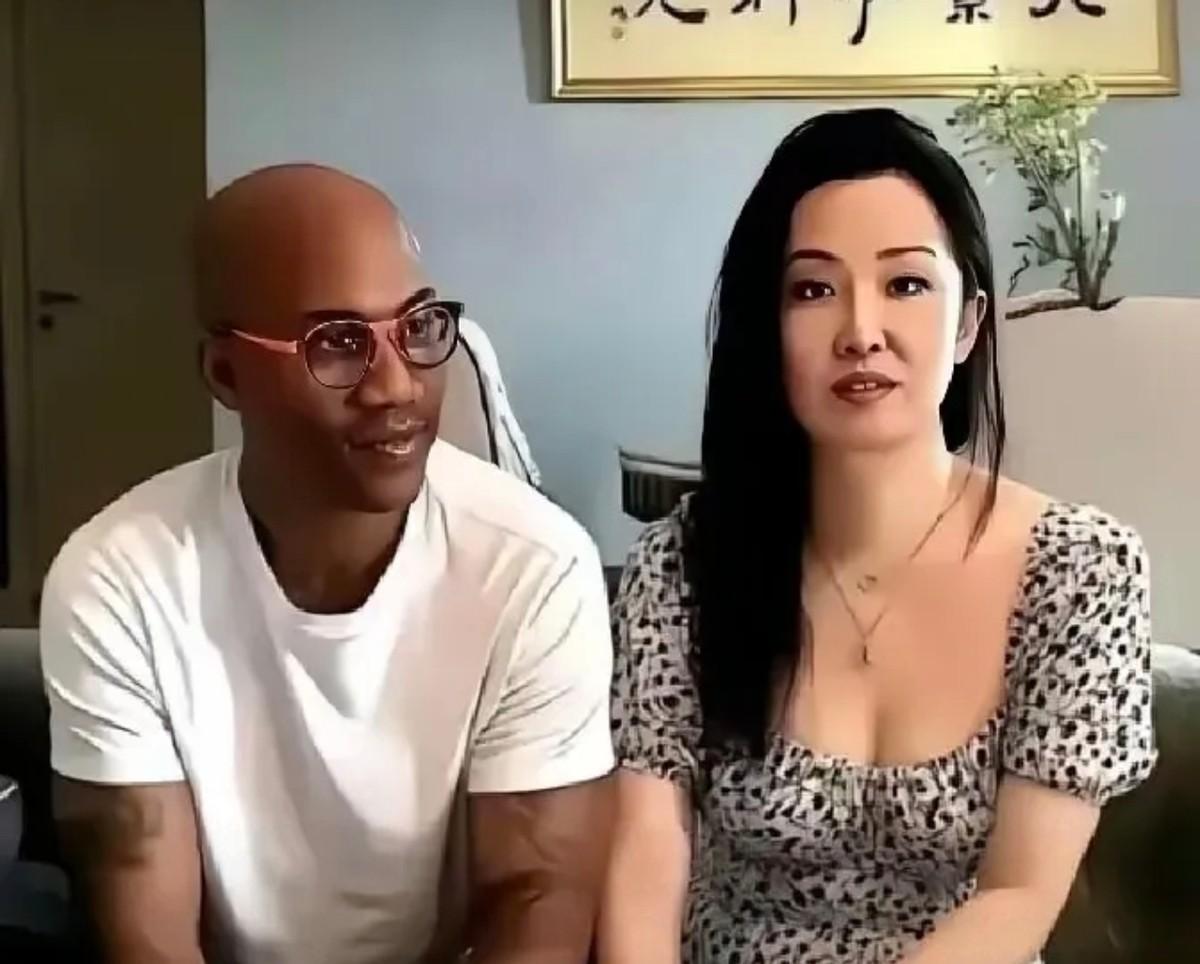 [兔子]钱挣够1.5亿，家却散了。马布里曾是NBA顶级“独狼”，如今却为一碗热干