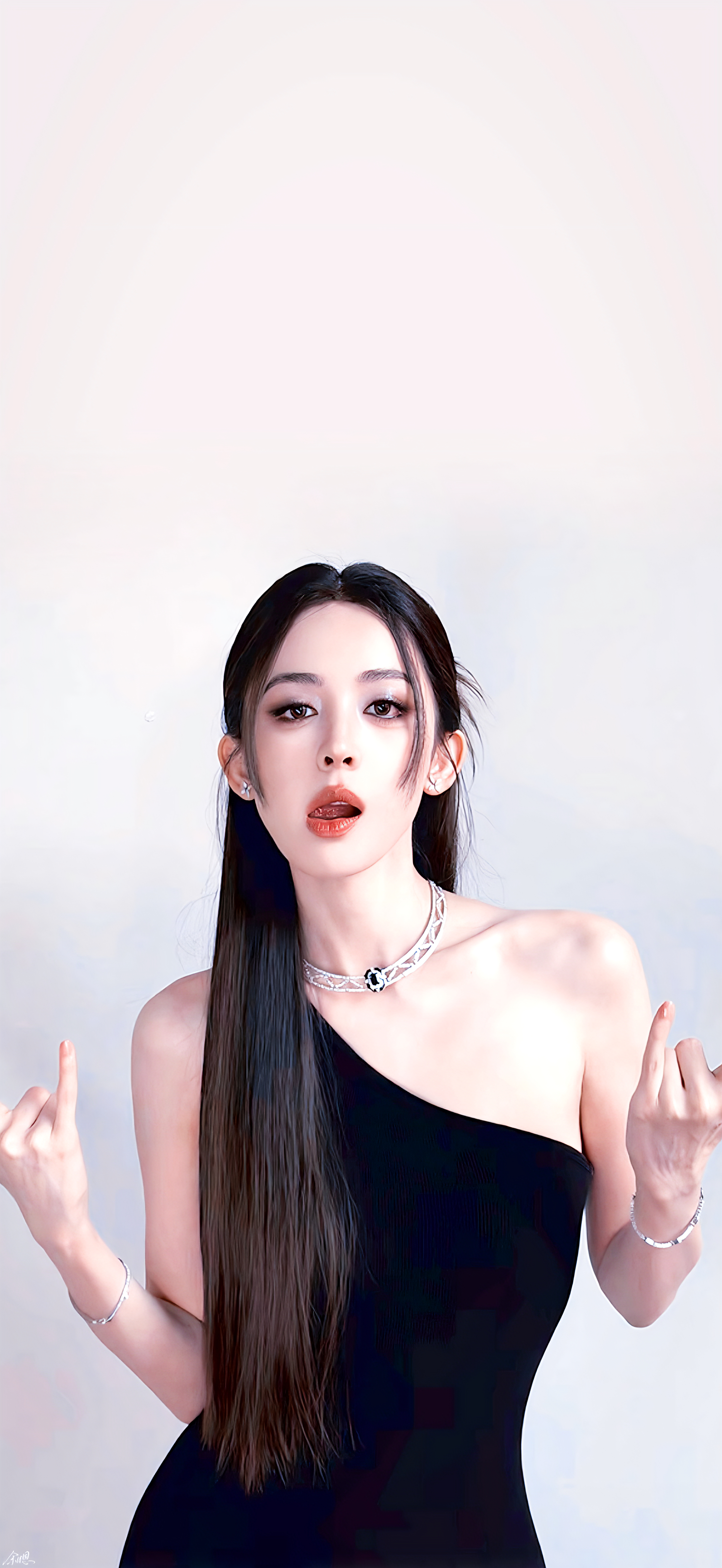 娜扎smfk全球品牌代言人 【娜扎壁纸x4】所有人来感受我妈妈有多权威