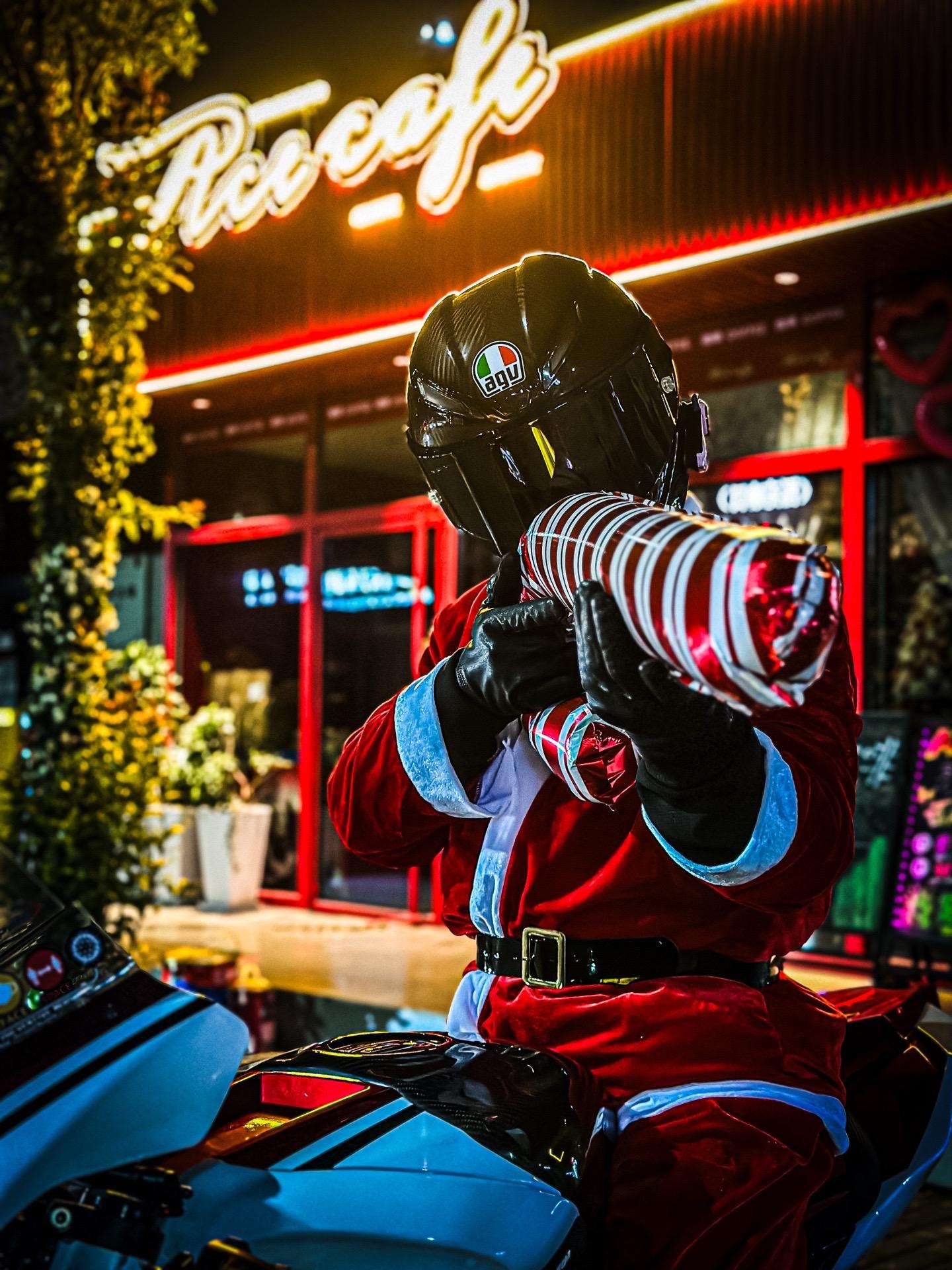 大家快来ACECAFE 打卡拍照咯～