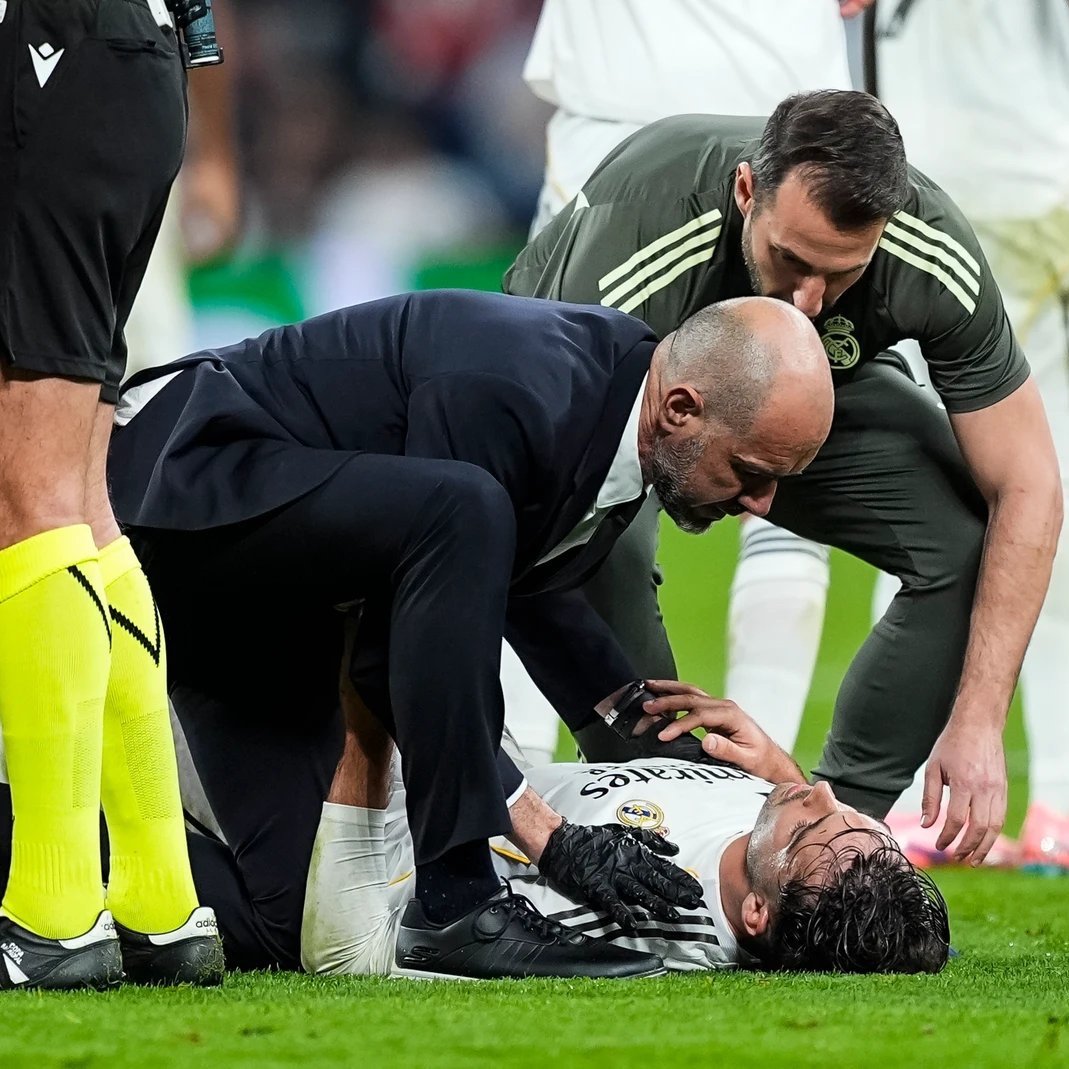 马卡报：劳尔·阿森西奥与卡马温加头部相撞后失去了时间概念，他不知道自己身在何处，