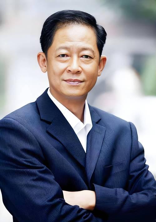 11岁被谢晋相中，没毕业就拍出金鸡奖，她本该是90年代的天花板。
结果为一个男人