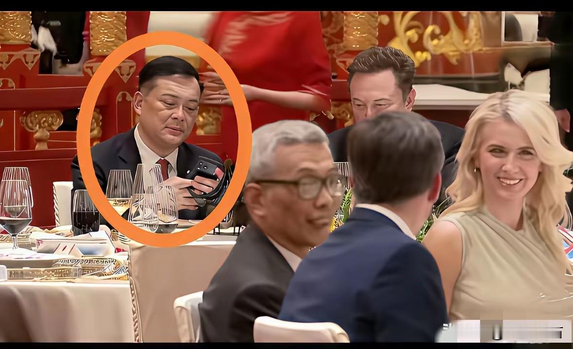 不知道曹德旺看到这一幕会不会说他儿子不争气！

你看别人都在交换资源，而他的儿子
