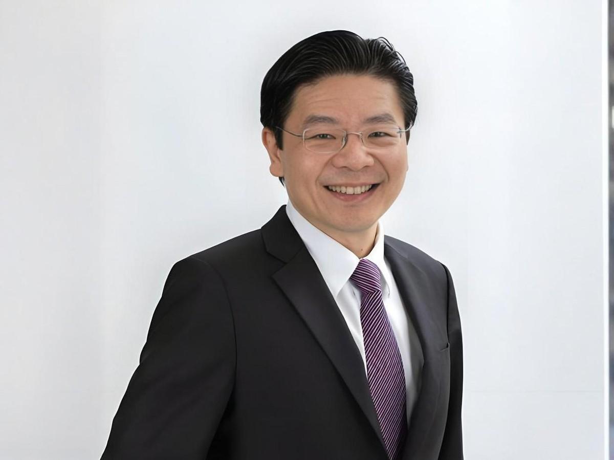 新加坡总理急了！
 
8月23日的新加坡国庆群众大会，黄循财站在台上，直接用中文