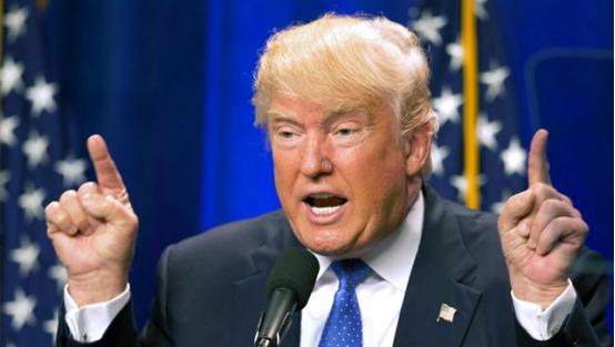 4月13号，特朗普在白宫直接掀桌子，现在不管啥船，只要是进伊朗港口，或者从伊朗港