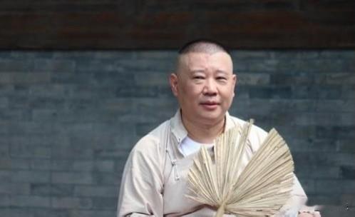 我认为根本不可能道歉！

首先，以他的性格跟过往的行事风格，他不可能像网上希望的
