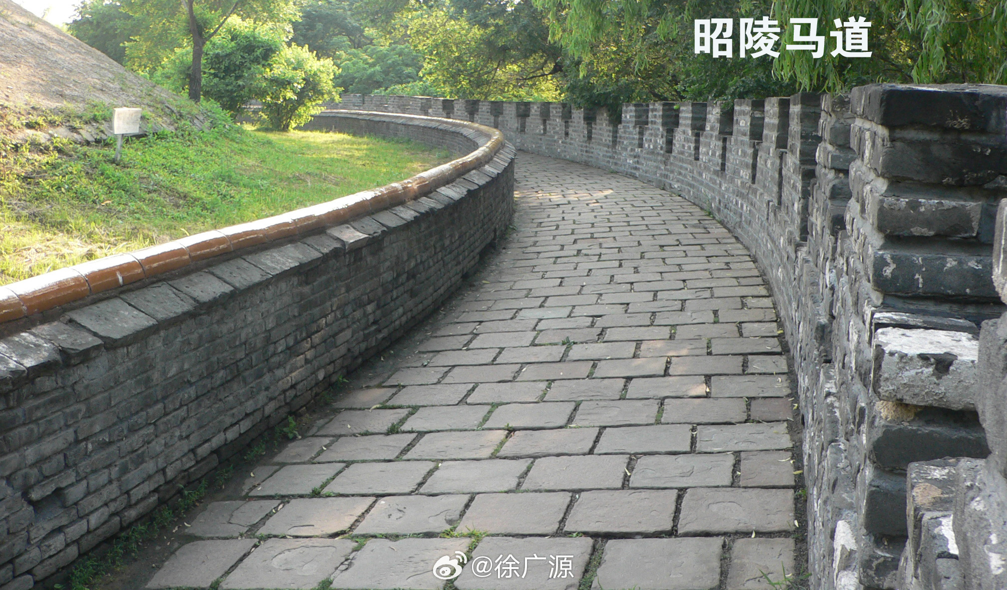 关外清陵的排水方法与关内清陵的排水方法是不一样的。    无论是关外还是关内的清