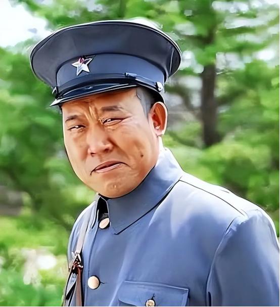 演了一辈子坏人，68岁的杜旭东却是最硬气的爹，女儿怀孕6个月遭前夫冷暴力，他拍板
