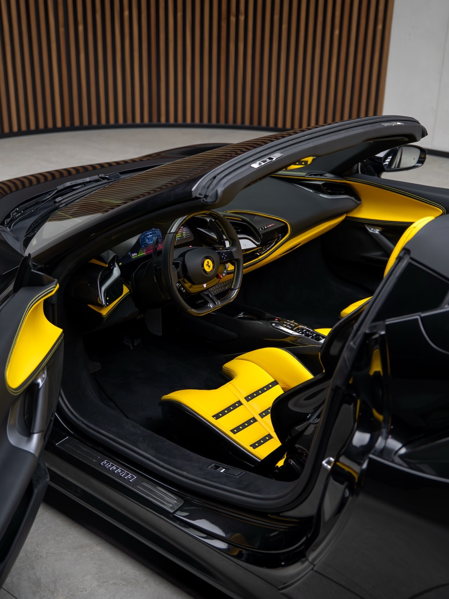 SF90 Spider 配上novitec轮毂😮💨 这蝙蝠车模样太疯狂了🖤