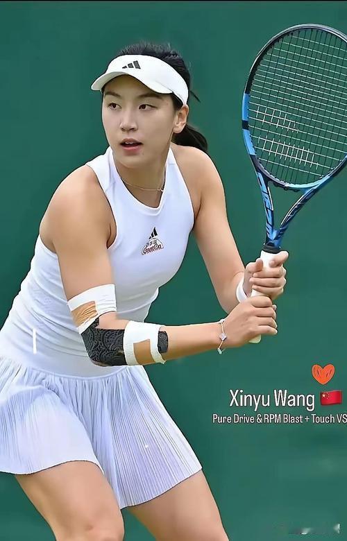 中国两朵金花温网第二轮今日齐亮相
        北京时间2026年7月1日，温