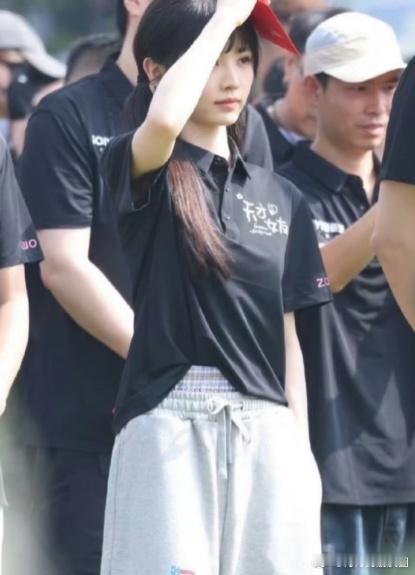 哇塞！《天才女友》开机，田曦薇胡一天这对组合我先嗑为敬！ ​​​