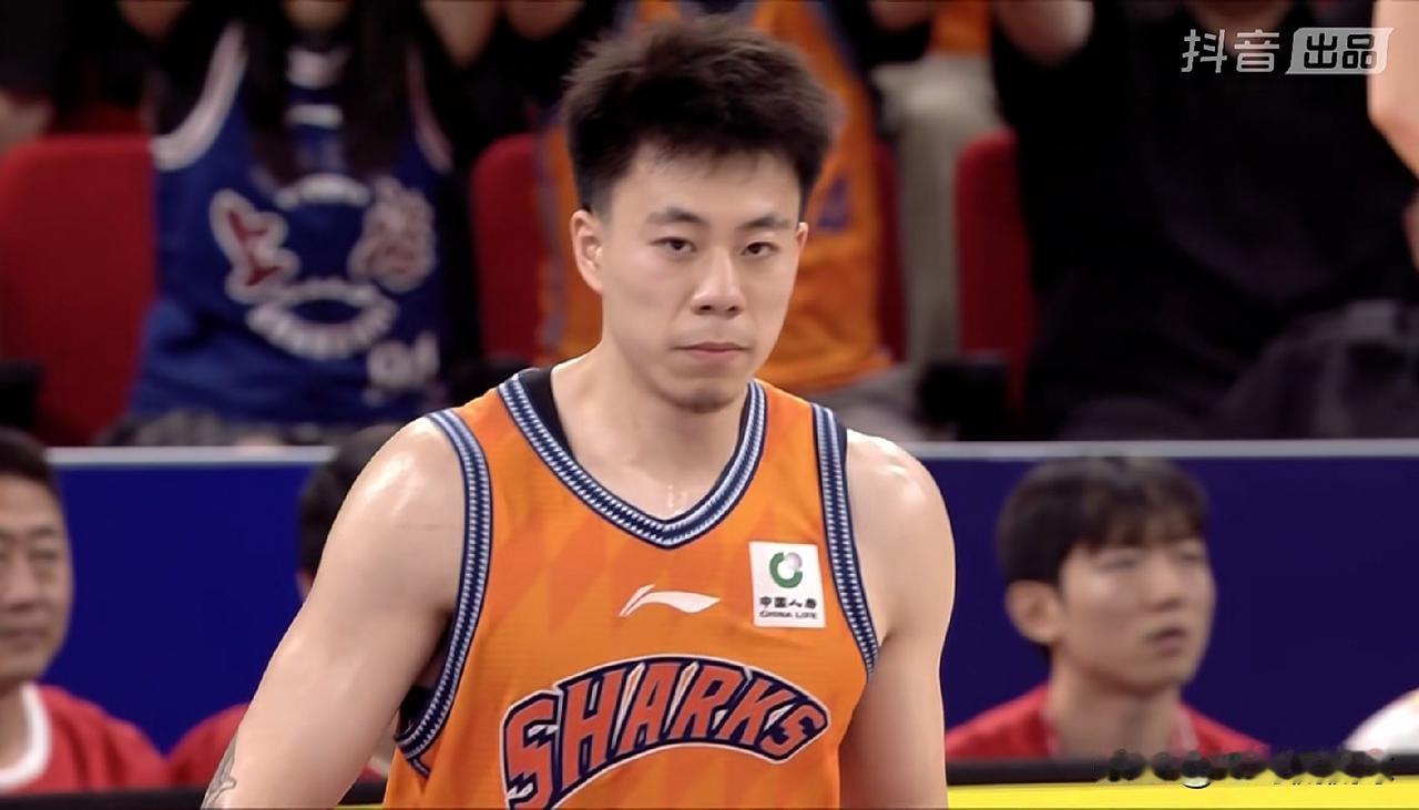 上海久事球星张镇麟真是防不住布朗！在今天上海久事主场以91：88战胜浙江浙商证券