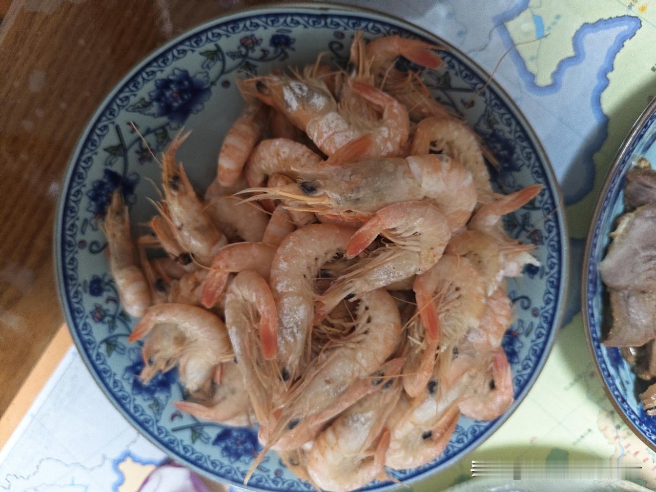 退休日子太惬意！隔三差五打卡青岛海泊河早市🥳
 
老公退休之后没啥爱好，唯独迷