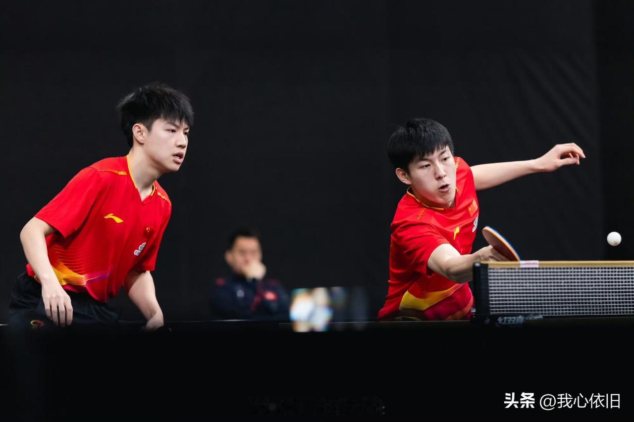 黄友政又赢了！一日四赛三胜一负，混双出局。
真的太不容易了，刚刚在一个多小时之前