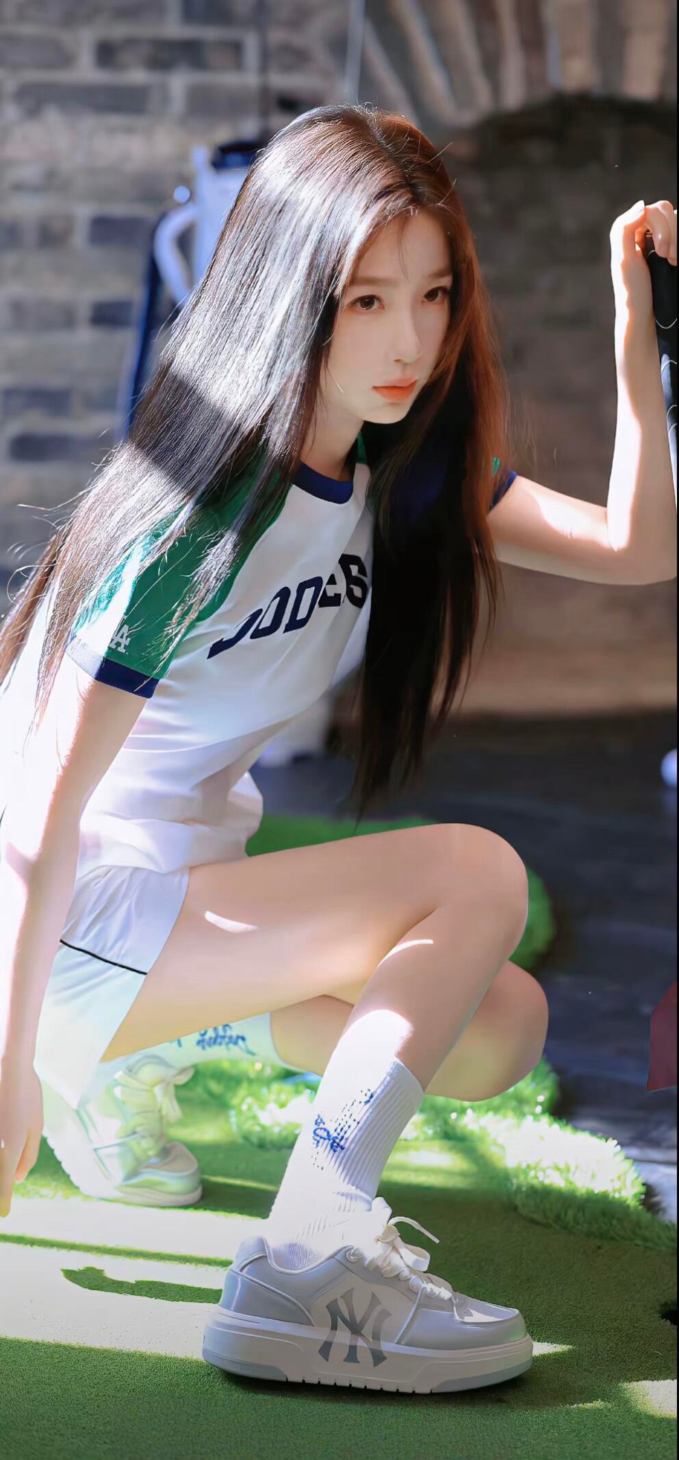 太喜欢这几张图片啦！有人能懂嘛！！！性格温柔强大，长相甜美可爱，讲话古灵精怪，身