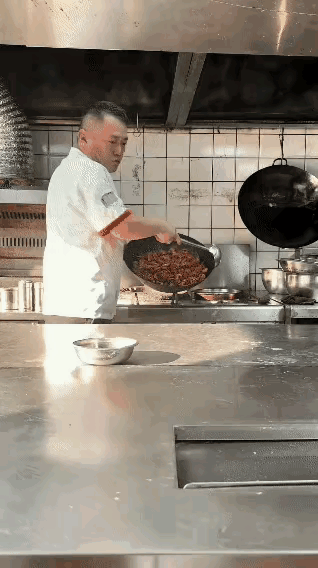 现在厨师脾气都这么爆吗？😂