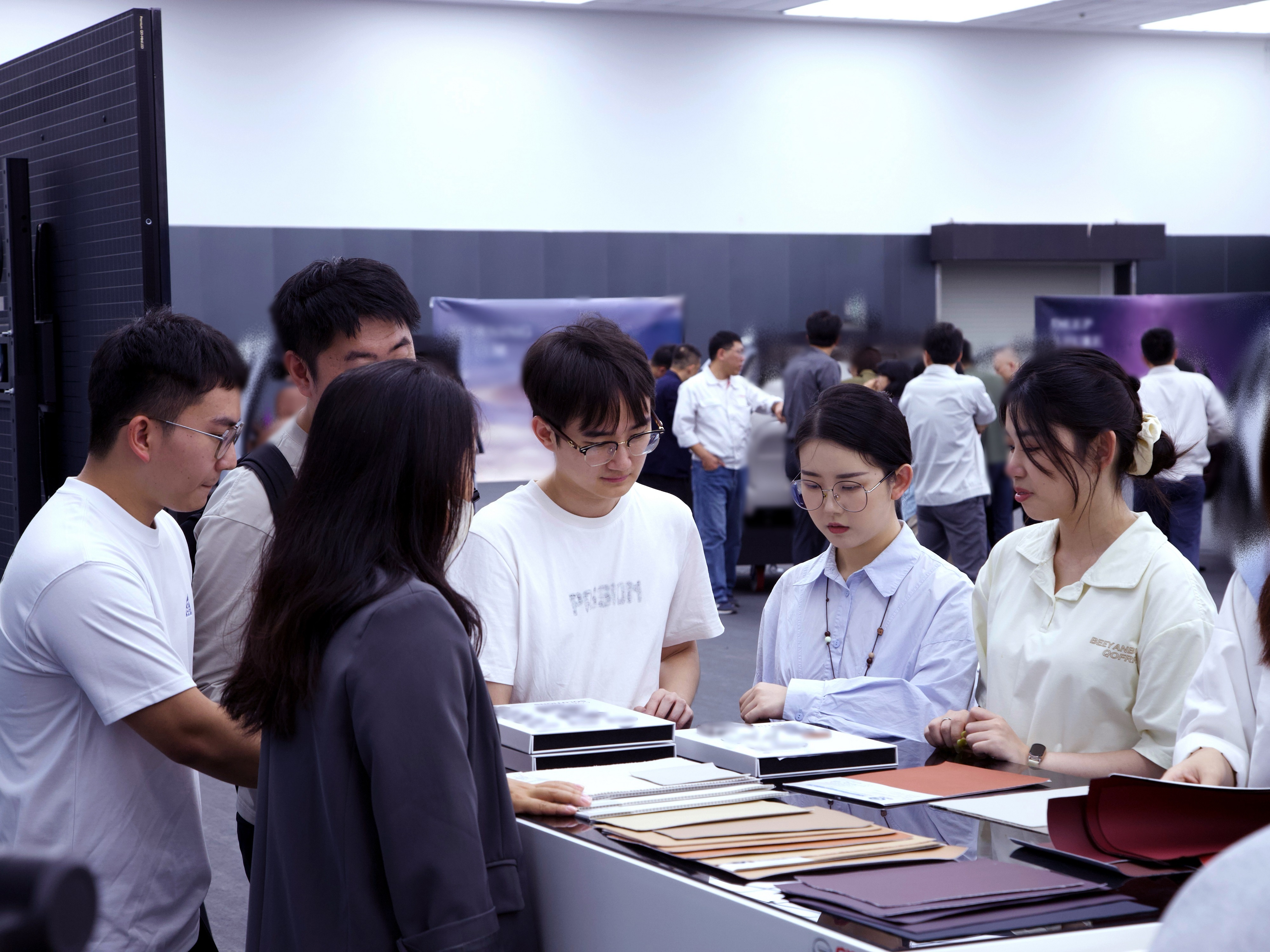 今晚 19:00，华为乾崑生态大会。关于要登场的“启境”， 我把目前能确认的关键