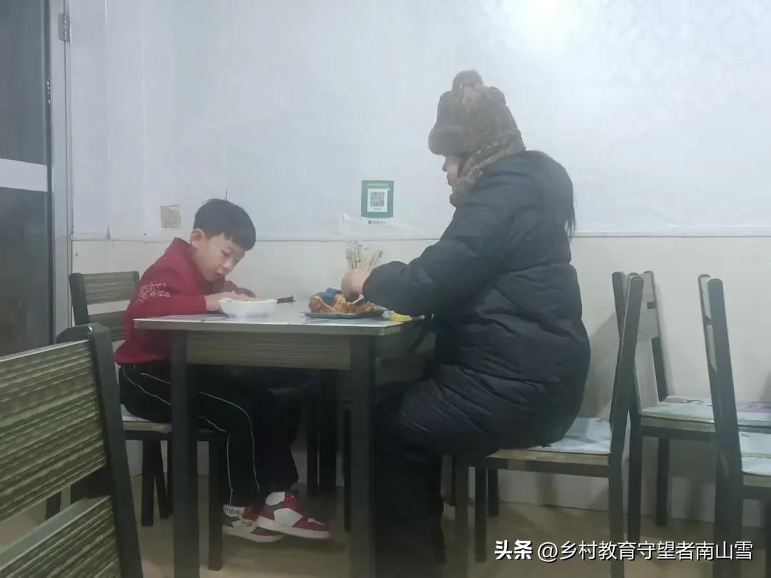 （手机拍摄：刘建宁，原创图片，使用请注明出处）