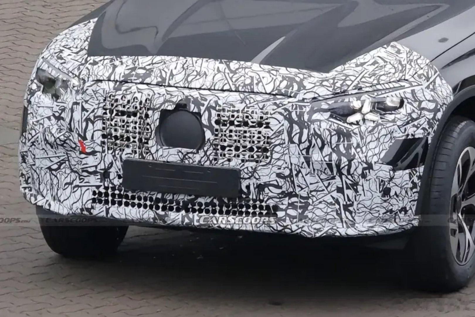 2027款奔驰燃油版 GLC SUV改款曝光，换装巨型格栅大消息！奔驰GLC燃油