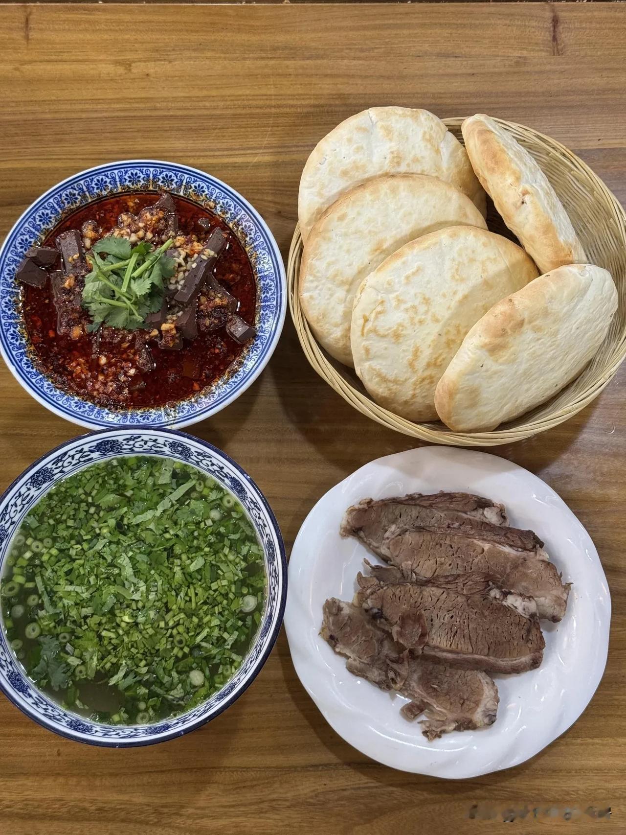 这才是真正的西安极品，绝绝子，来过西安的朋友你们都来说说！

西安就像一座巨大的