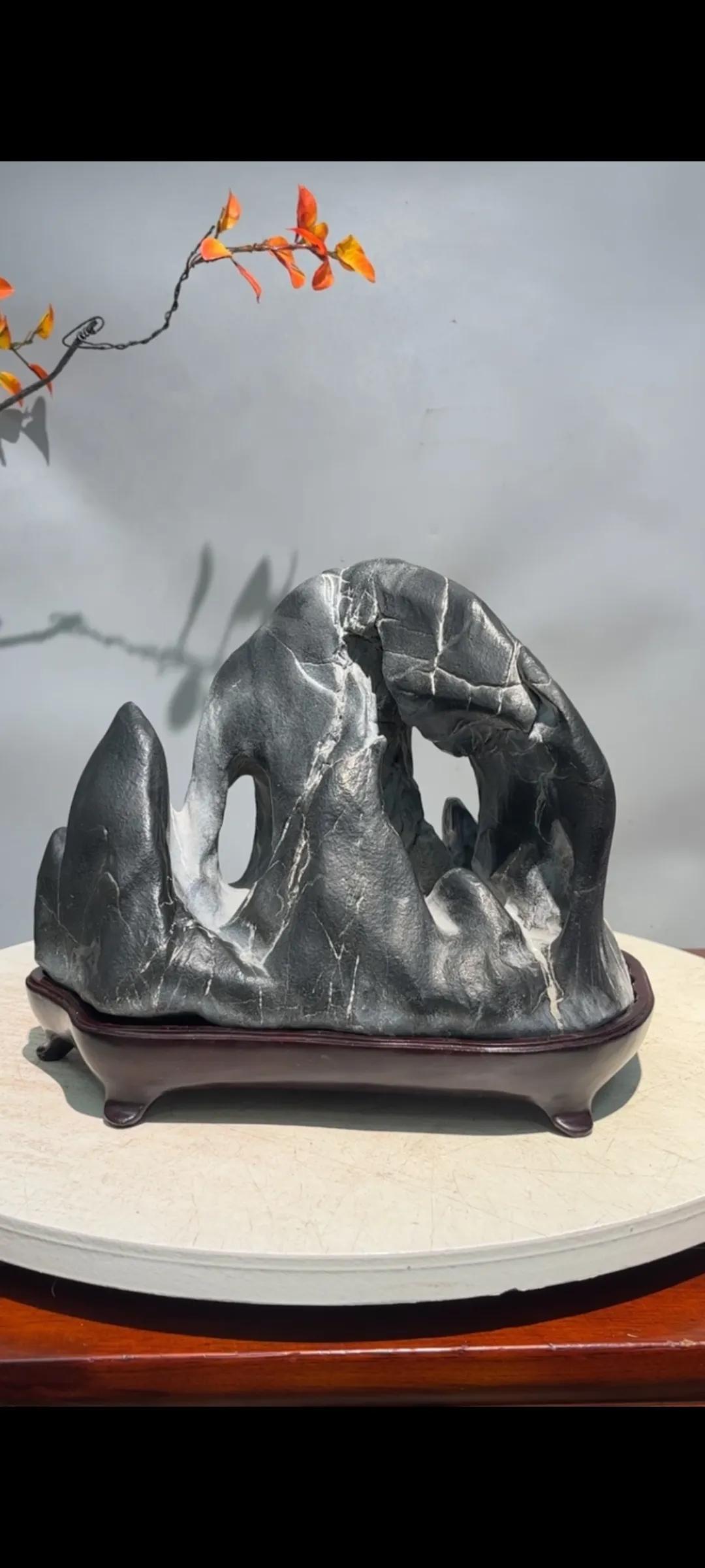 灵壁奇观[啤酒]石之神韵 中华奇石展现 带你一起看奇石