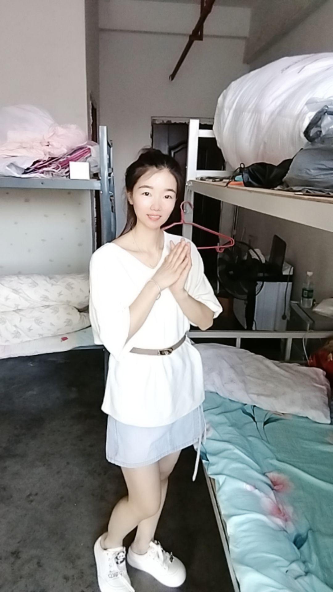 朝花夕拾的意思是:当你三十岁的时候，去买十八岁时想买的东西,去二十岁想...
