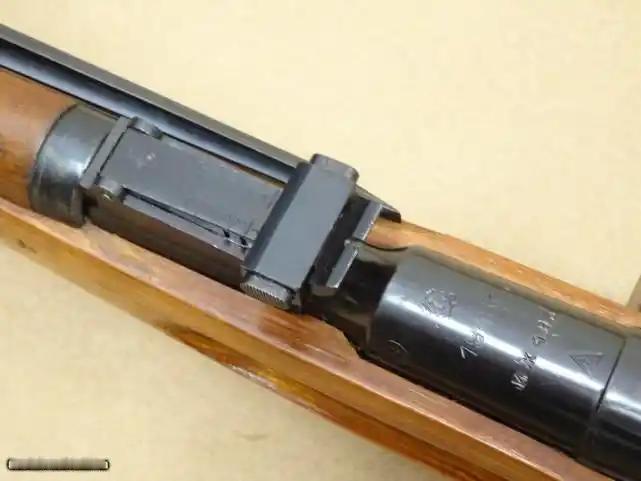 当年在部队打靶时，凡是做这个“小动作”的老兵，那就是射击“老油条”了！

步兵流