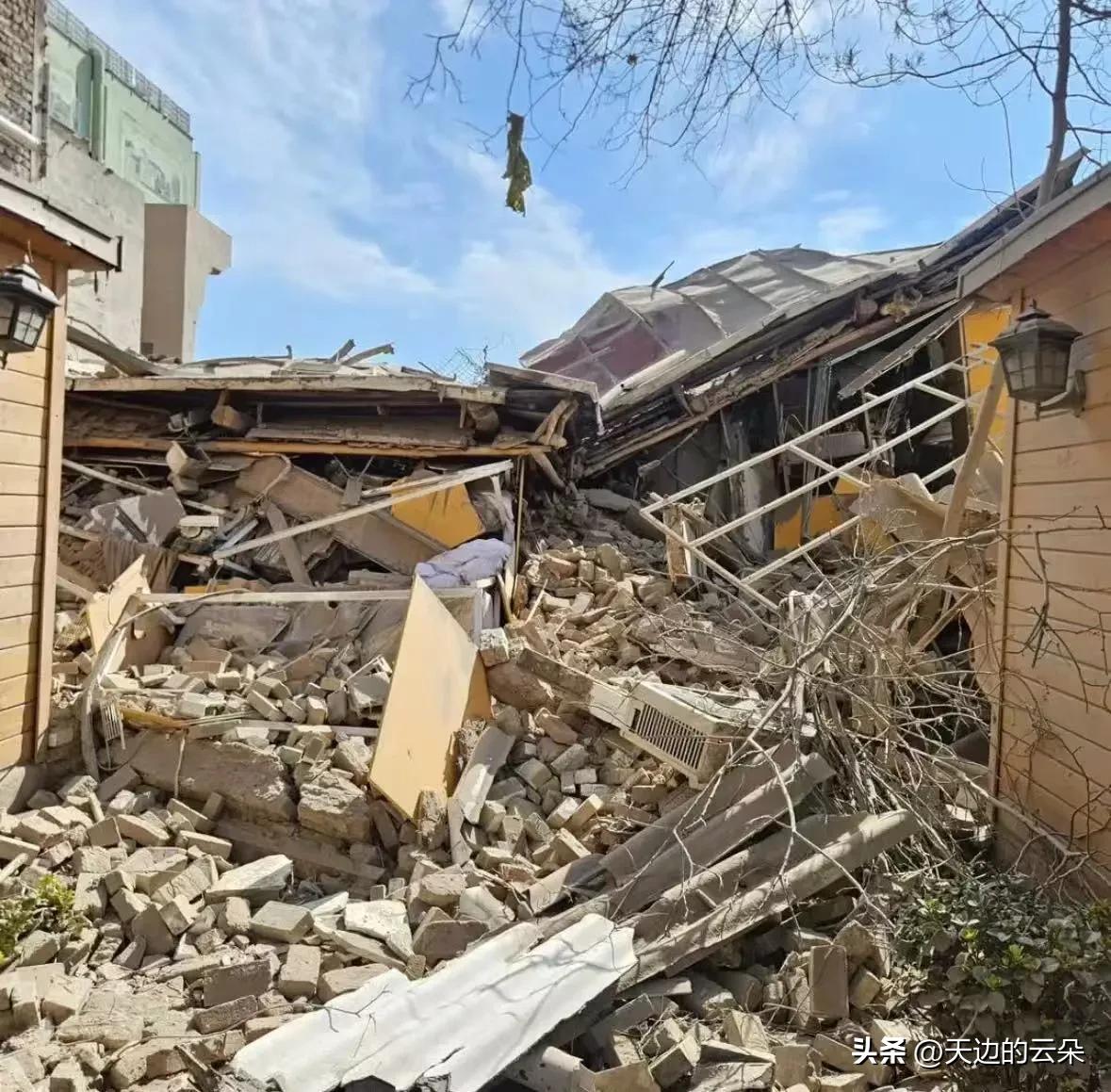 近几日没事刷新闻，满脑子想的都是：这仗打完，得多少工程队进场啊？

看看俄罗斯和