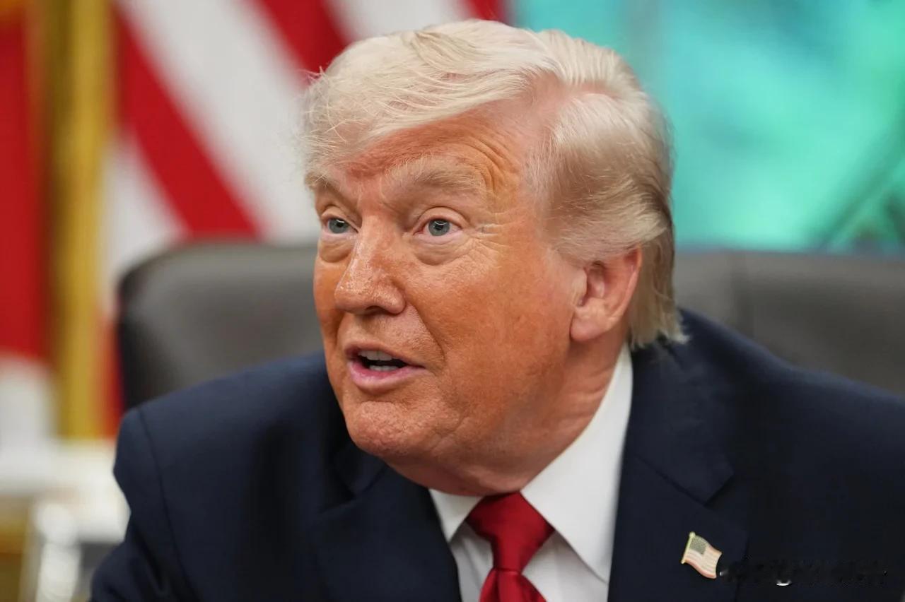 特朗普称伊朗和乌克兰战争可能“在类似的时间表上同时结束”
口误“乌克兰在军事上被