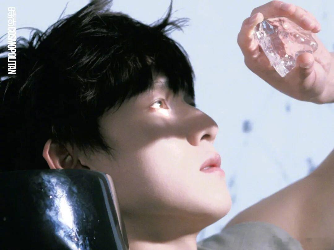 李昀锐没马上告诉父母要上春晚李昀锐从李雪健身上学到不贪心 受访透露他在春晚前一个