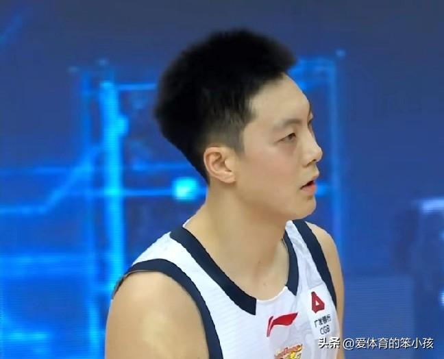 对于广东男篮这种强队来说，在本赛季即使进行阵容调整之后，状态时有起伏，主力球员也