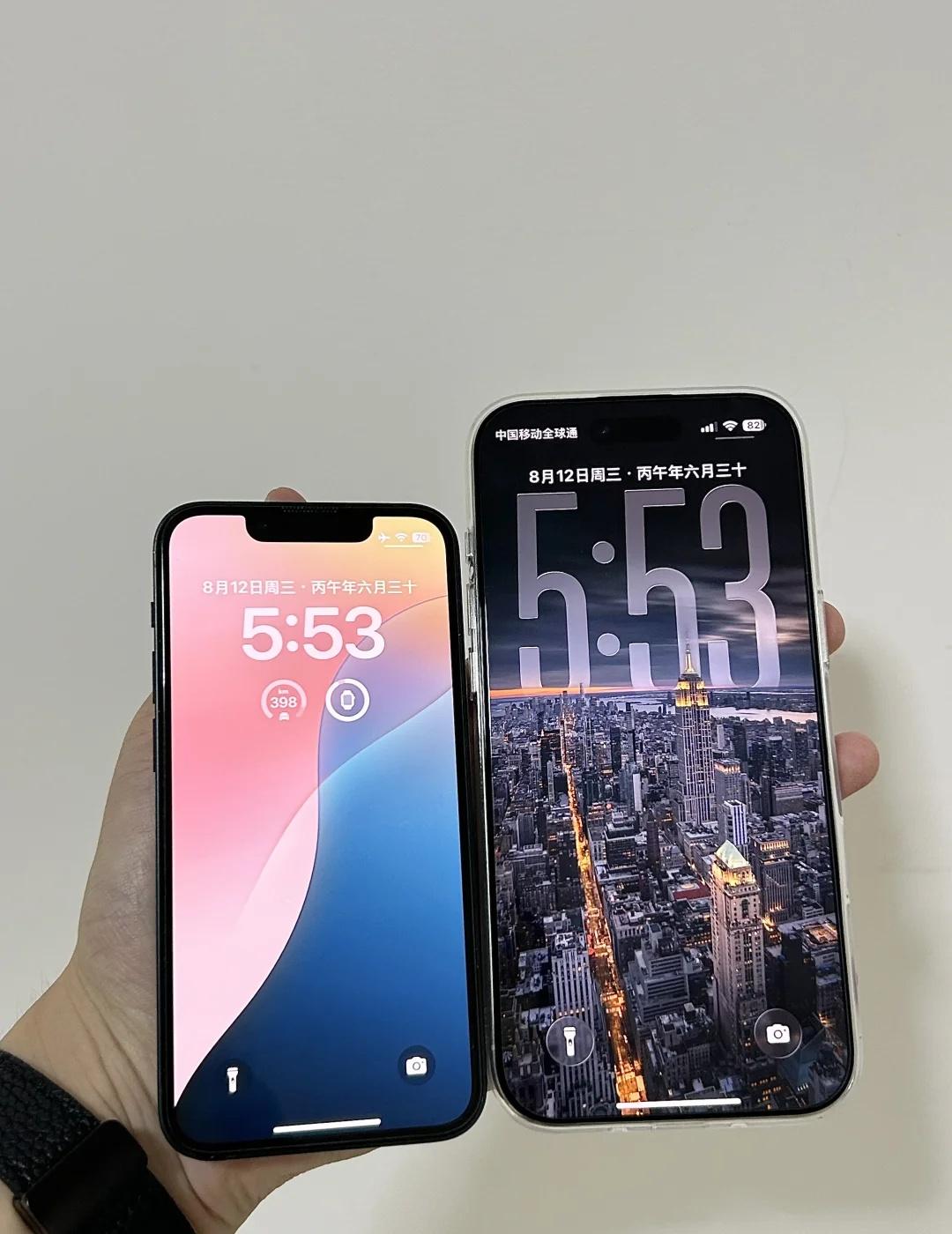 也是纠结了很久 13mini换air
原来 轻+薄+大也可以俘获我的心
之前喜欢