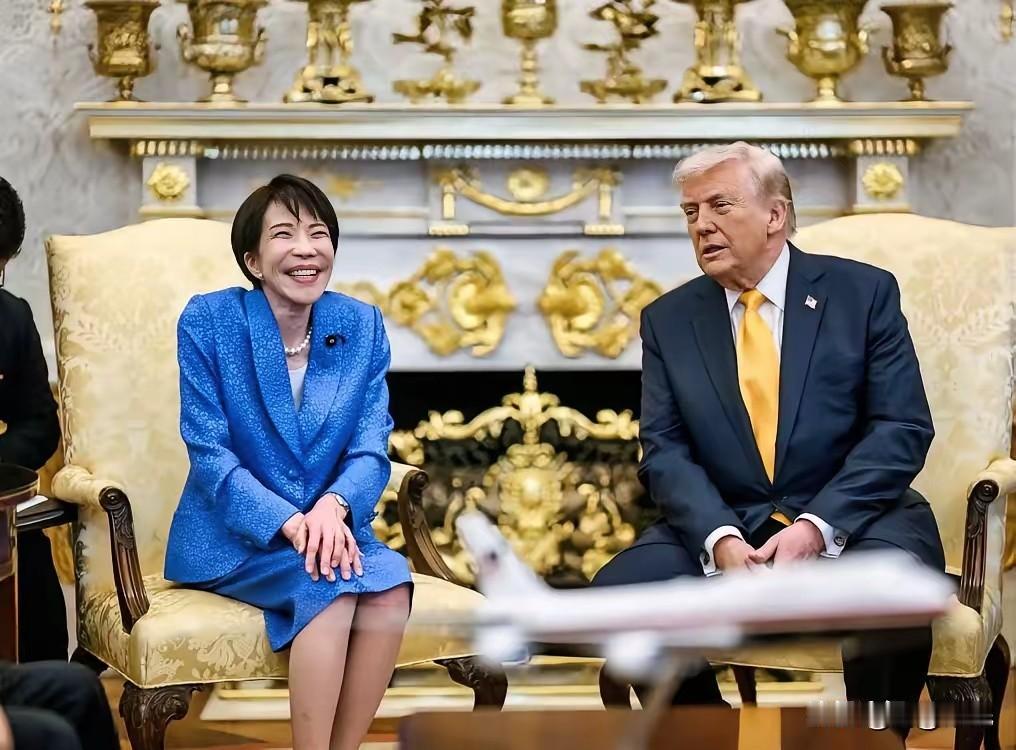 日本的二次崛起，大概率无法阻挡！
自高市早苗上任之后，日本就不停的各种折腾。
对